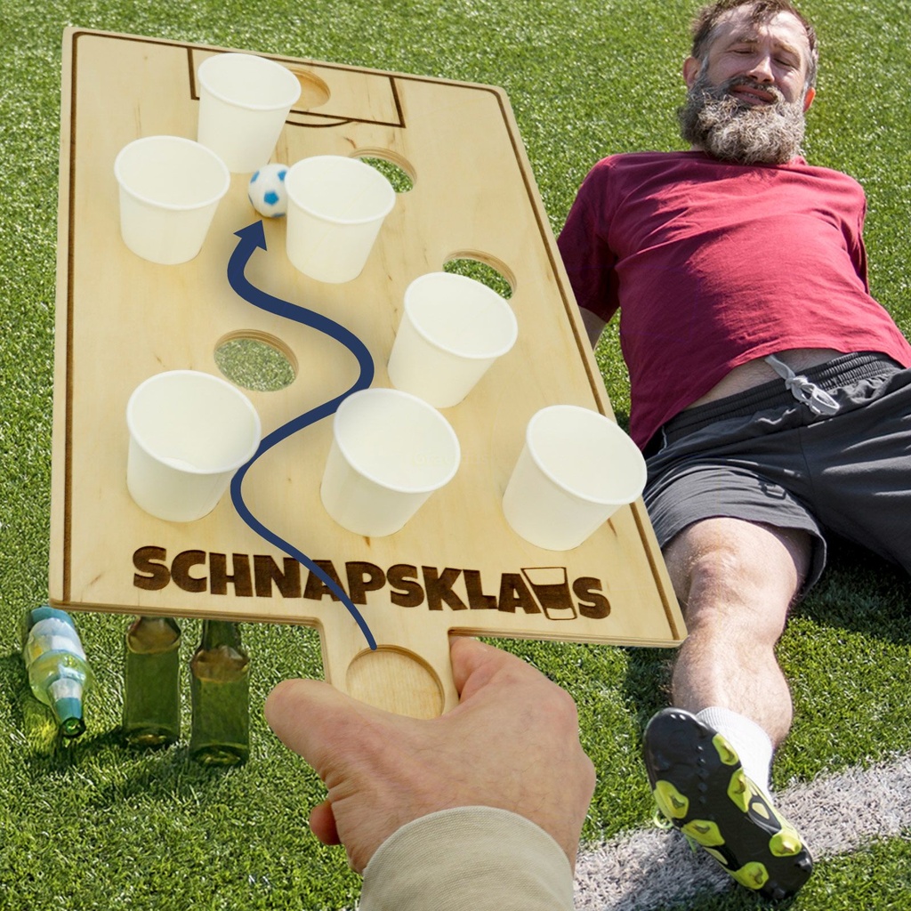 Schnapsklaus-Das-ultimative-Party-Trinkspiel--schnapsklaus--trinkspiel--saufspiel--partyspiel--party--schnapshalter--kicker--fussball--schnapskicker--saufen--vatertag--kohltour--shots--_5.jpg